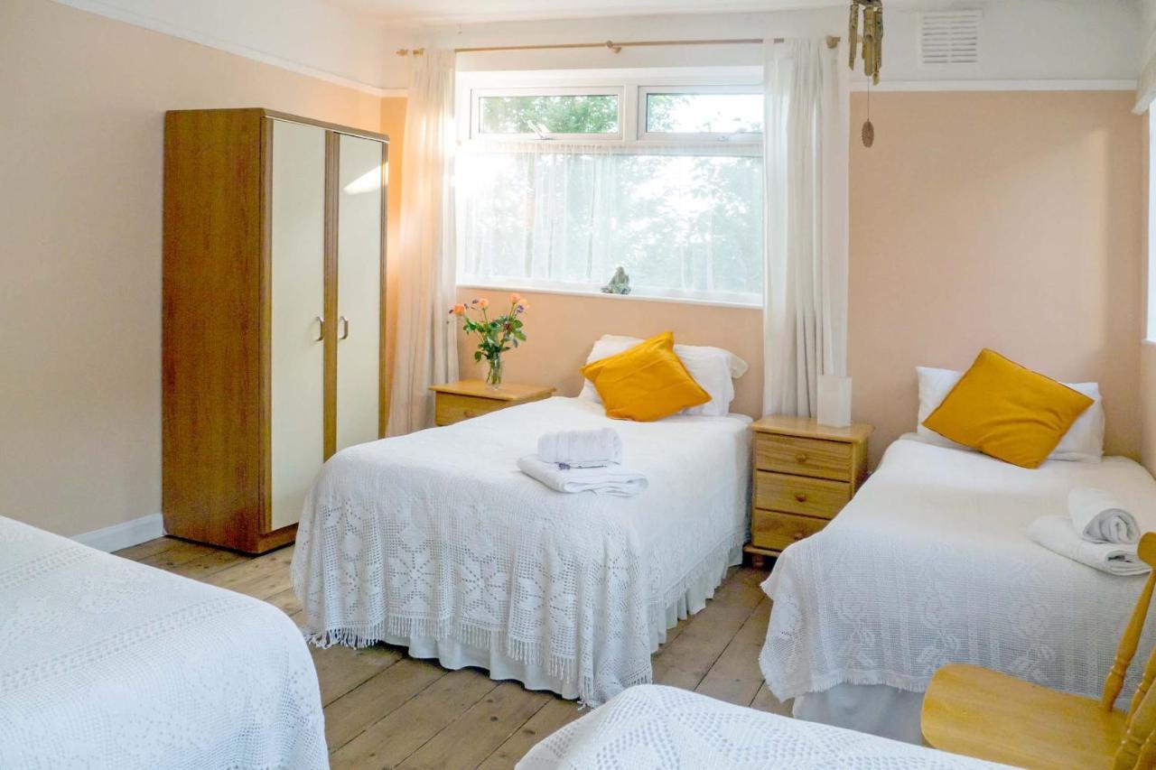 Healing Waters Sanctuary For Exclusive Private Hire And Self Catering Board, Vegetarian, Alcohol & Wifi Free Retreat In Glastonbury Exterior foto